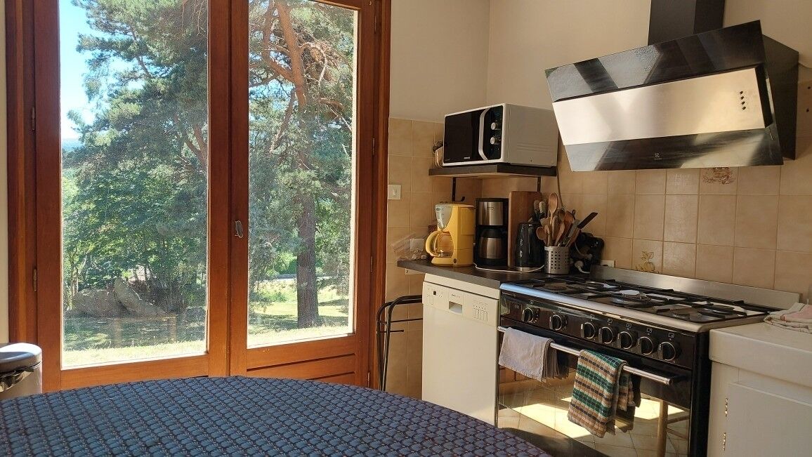 Photo of Kitchen in Chalmazel-Jeansagniere