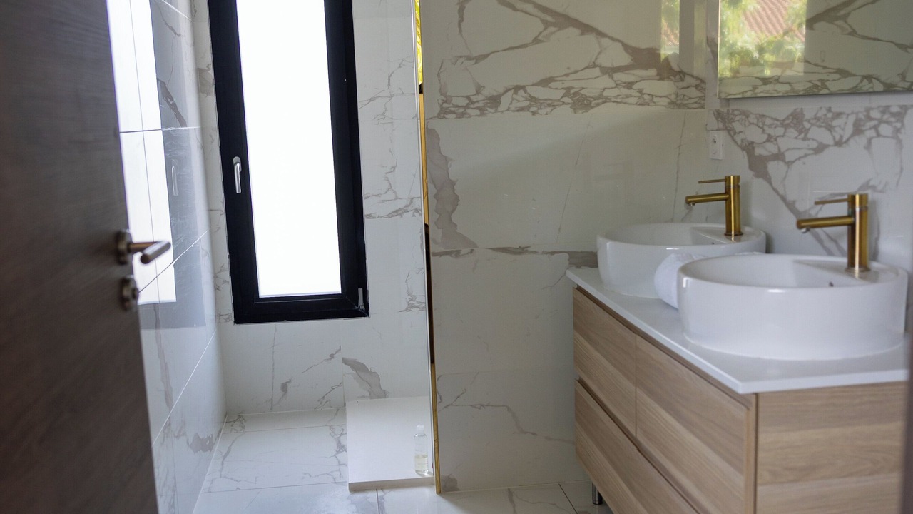 Photo of Bathroom in Montferrat