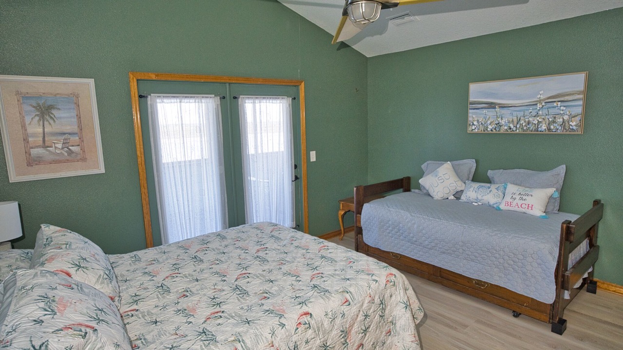 Photo of Bedroom in Cedar Lane
