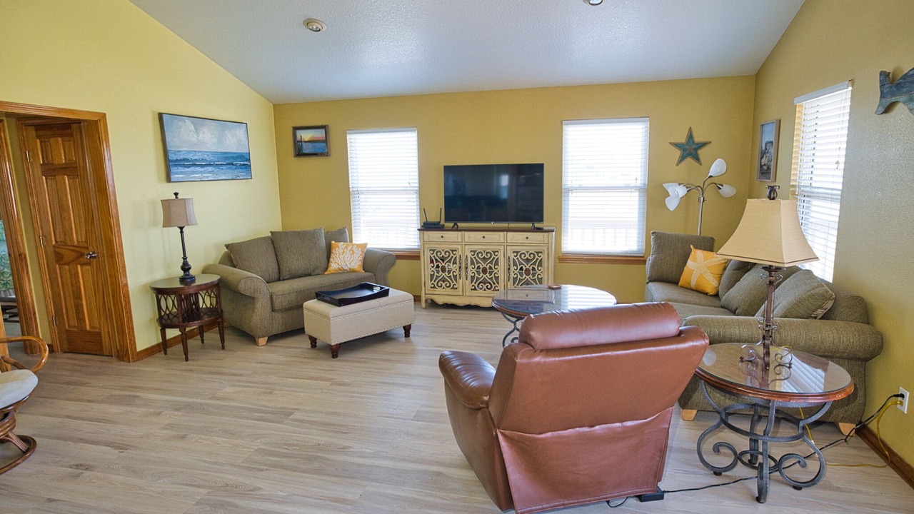 Photo of Livingroom in Cedar Lane