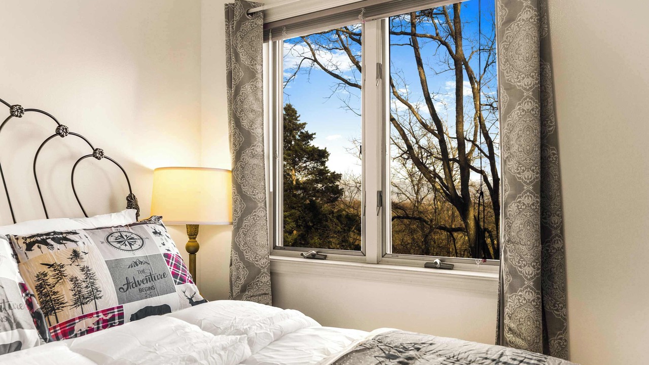 Photo of Bedroom in McGaheysville