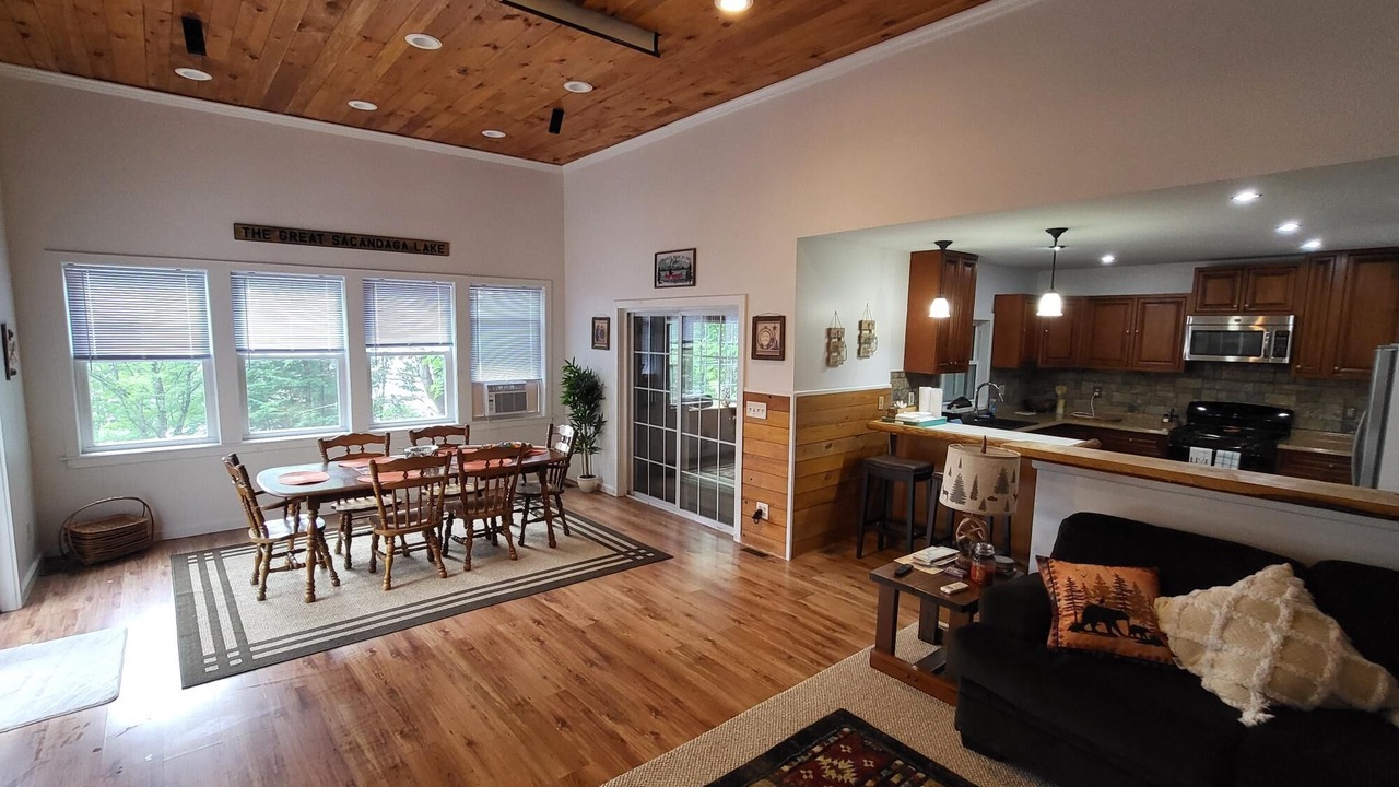 Photo of Livingroom in Northville