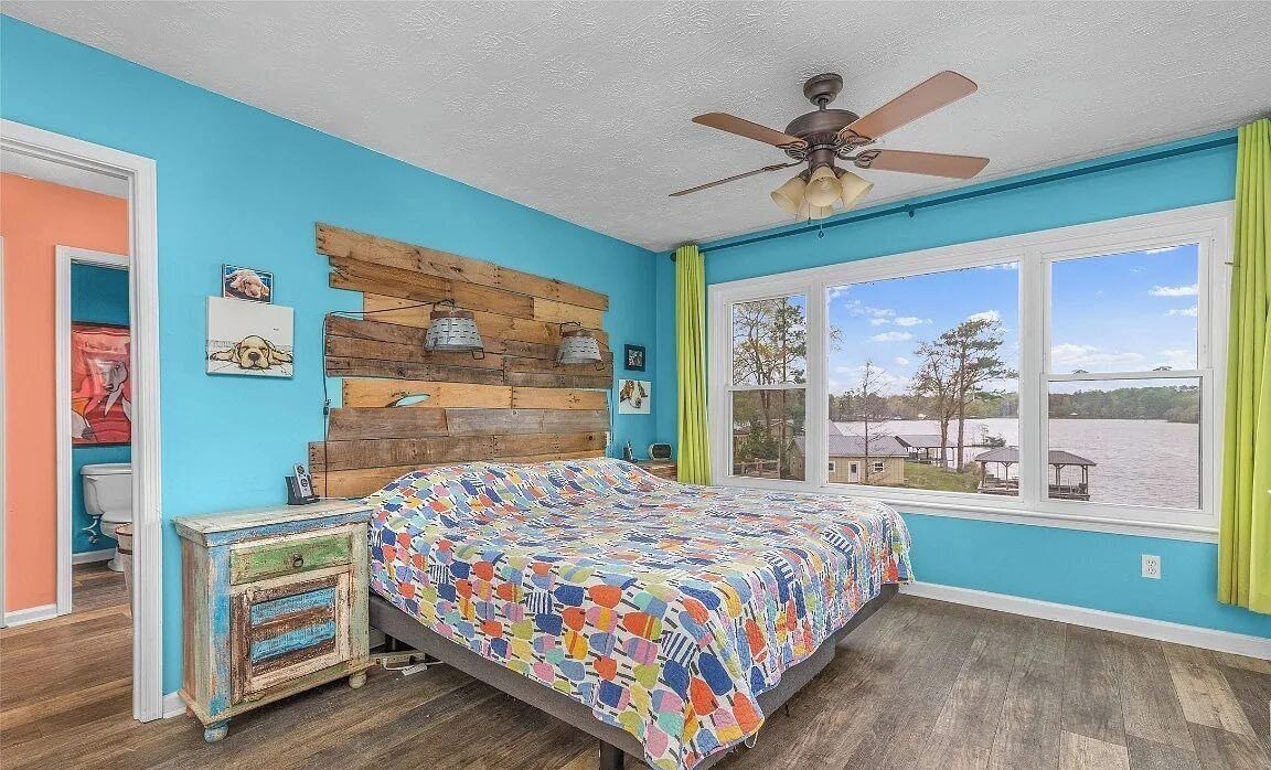 Photo of Bedroom in Titus