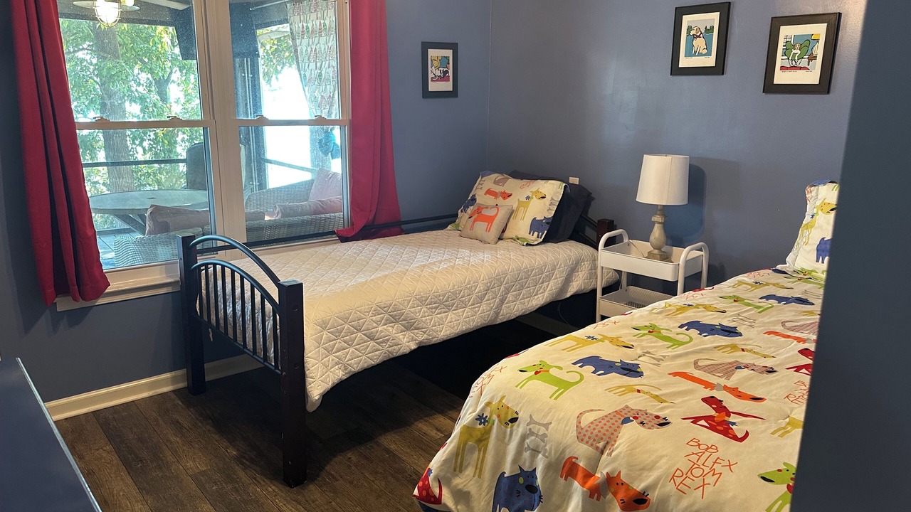 Photo of Bedroom in Titus