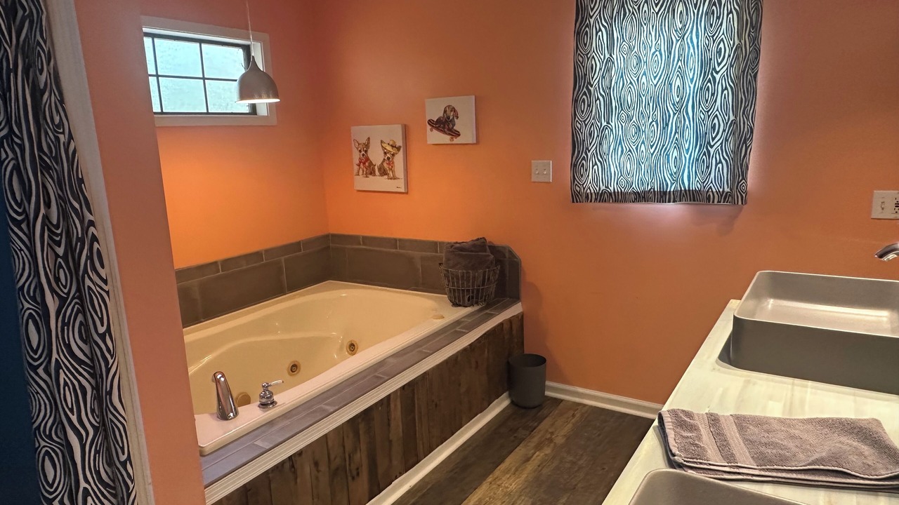 Photo of Bathroom in Titus