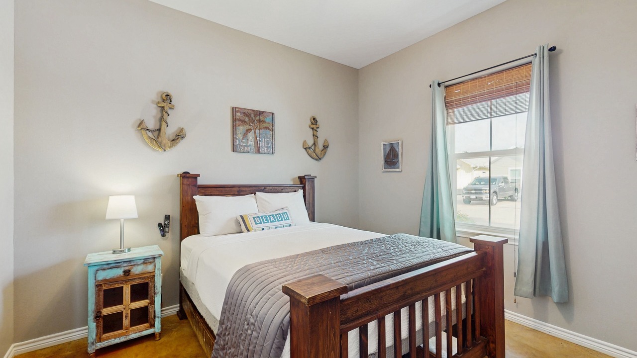Photo of Bedroom in Corpus Christi