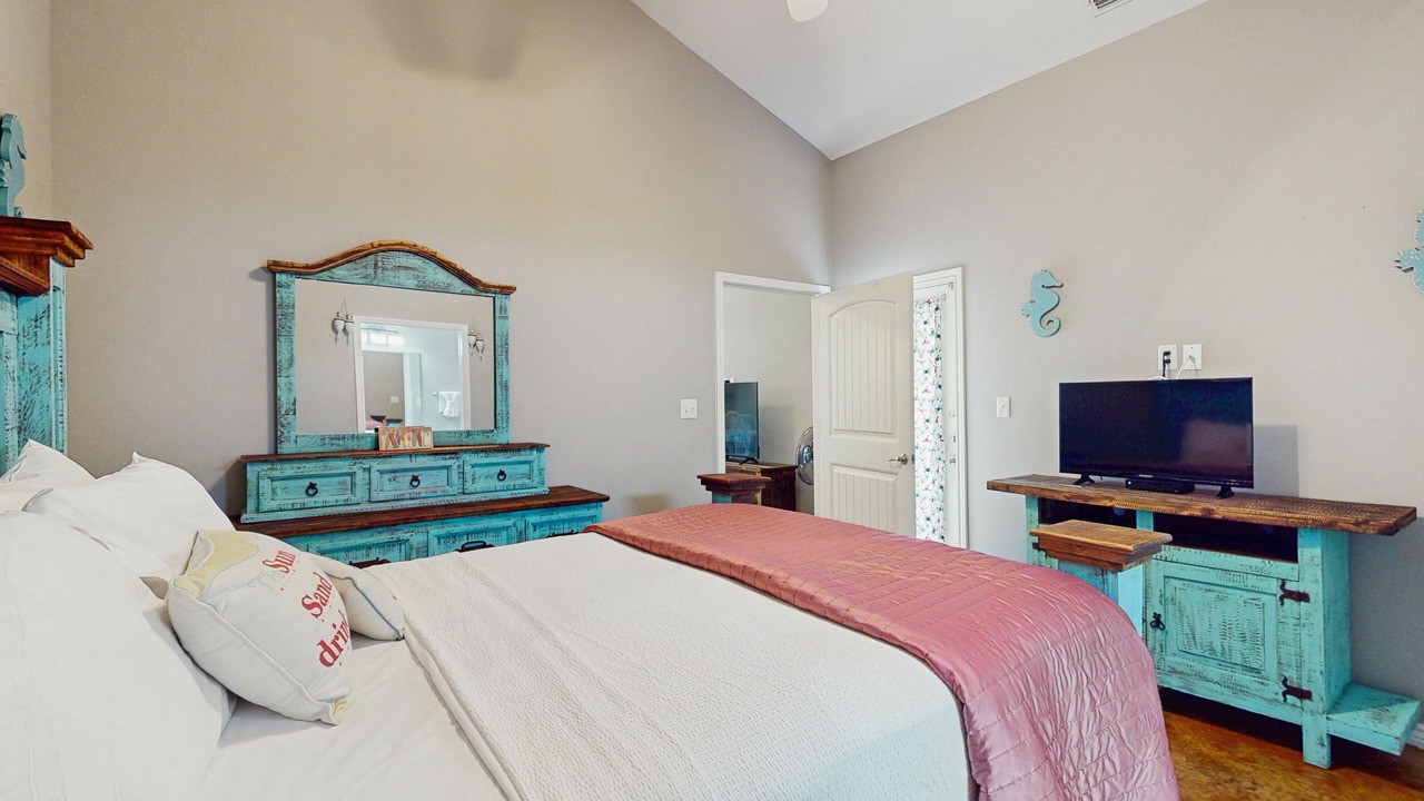Photo of Bedroom in Corpus Christi