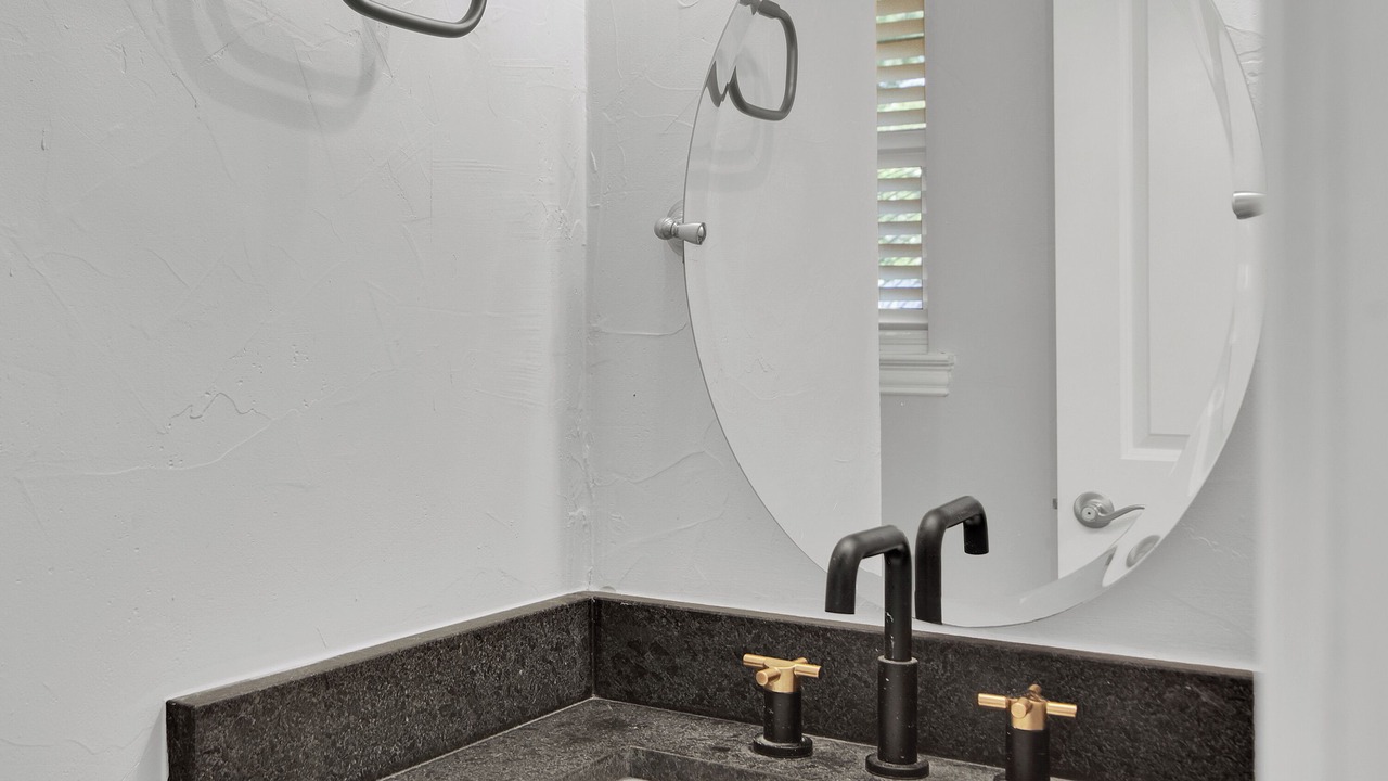 Photo of Bathroom in Sherman