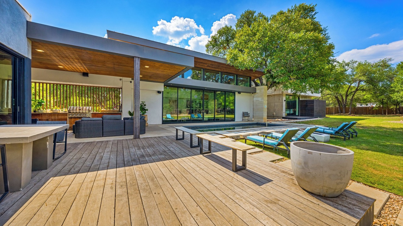 Photo of Outdoor in Parker Lane