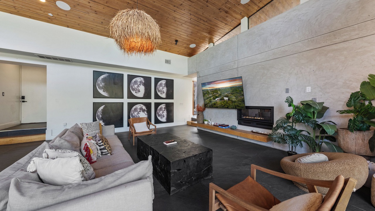 Photo of Livingroom in Parker Lane