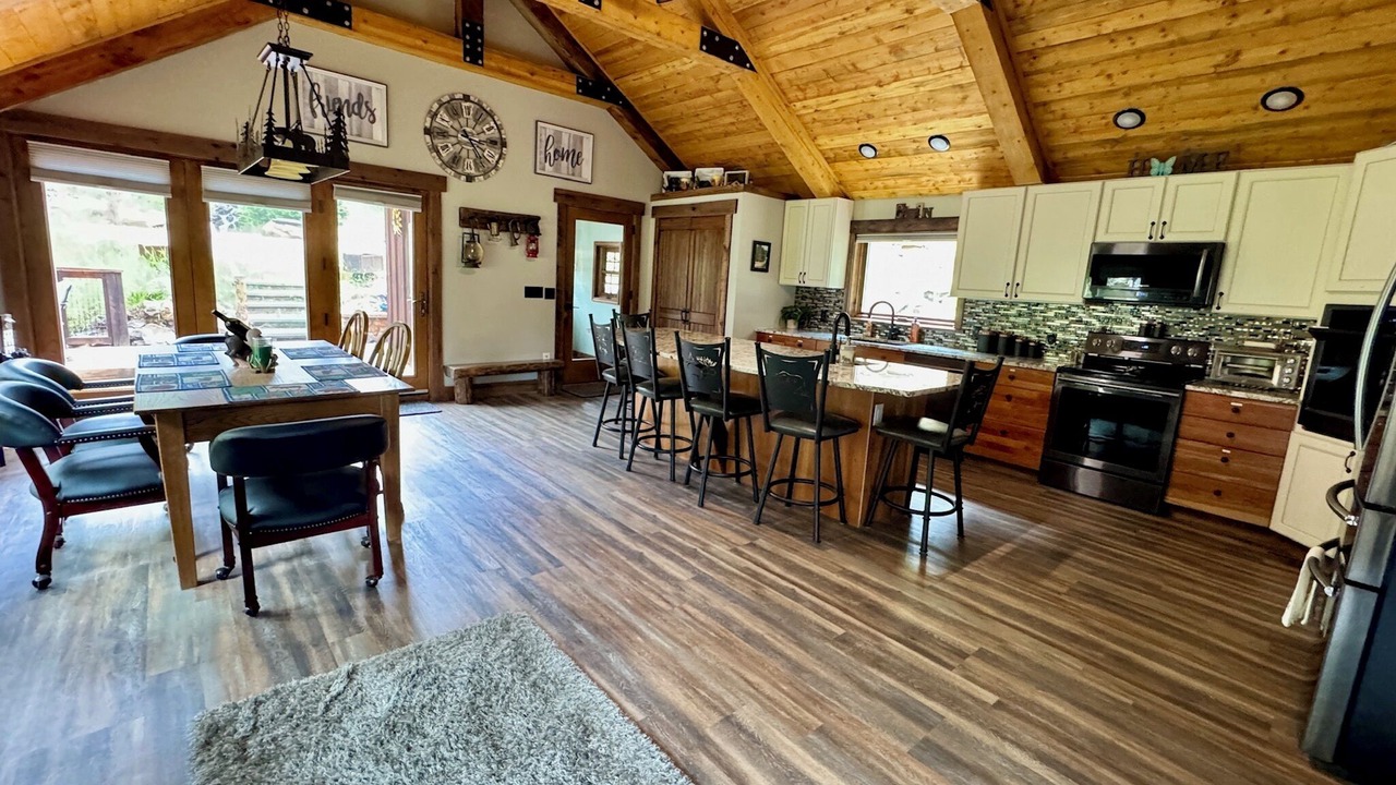 Photo of Kitchen in Black Hawk