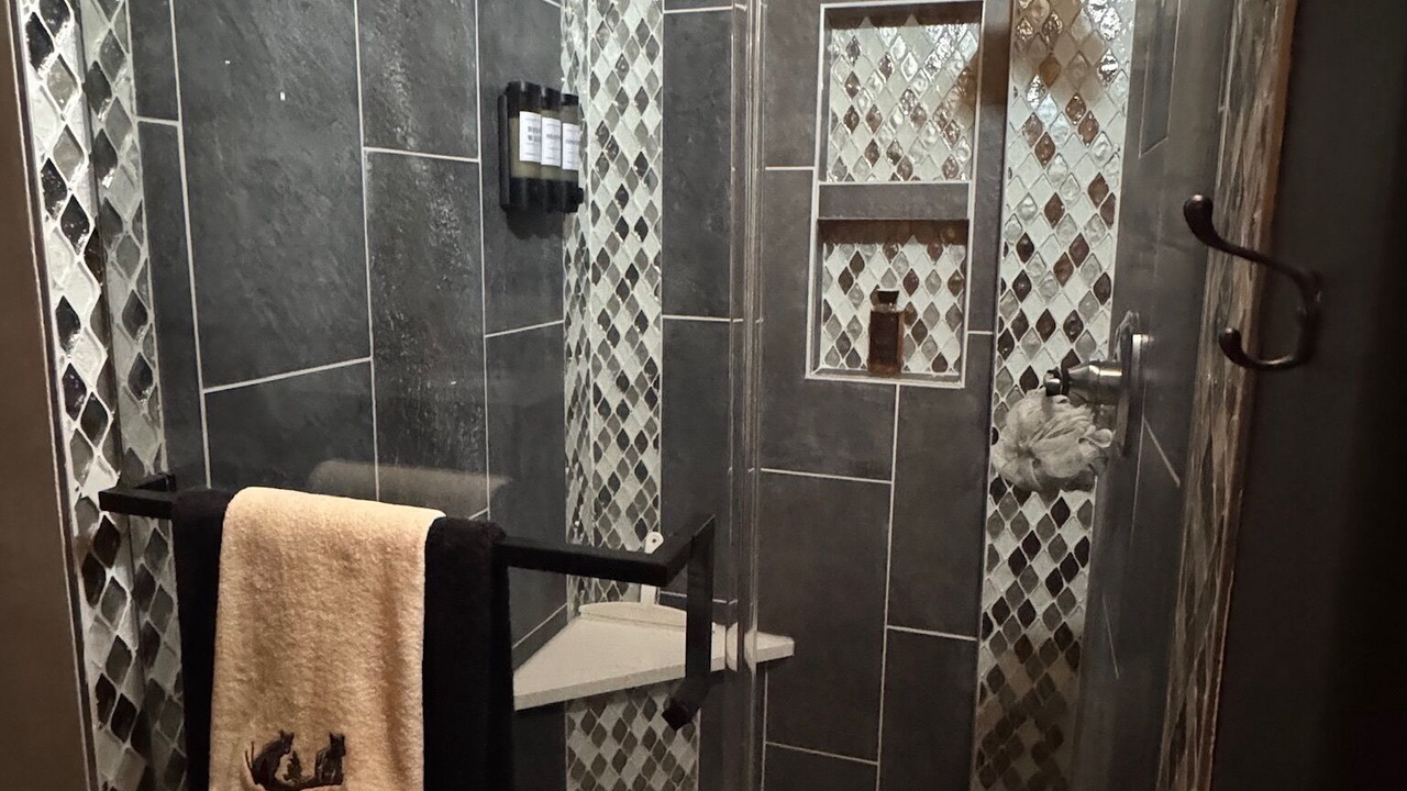 Photo of Bathroom in Black Hawk