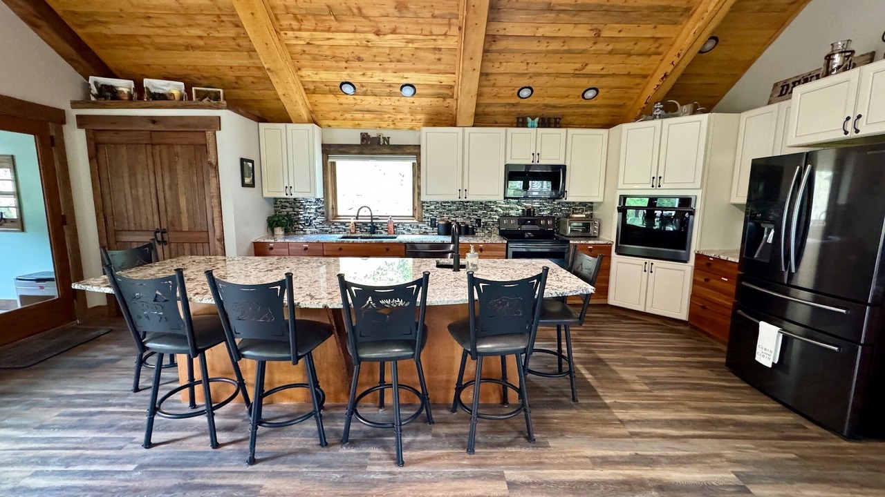 Photo of Kitchen in Black Hawk