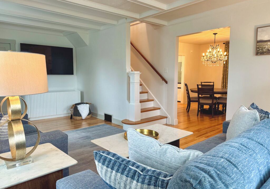 Photo of Livingroom in Sherrill