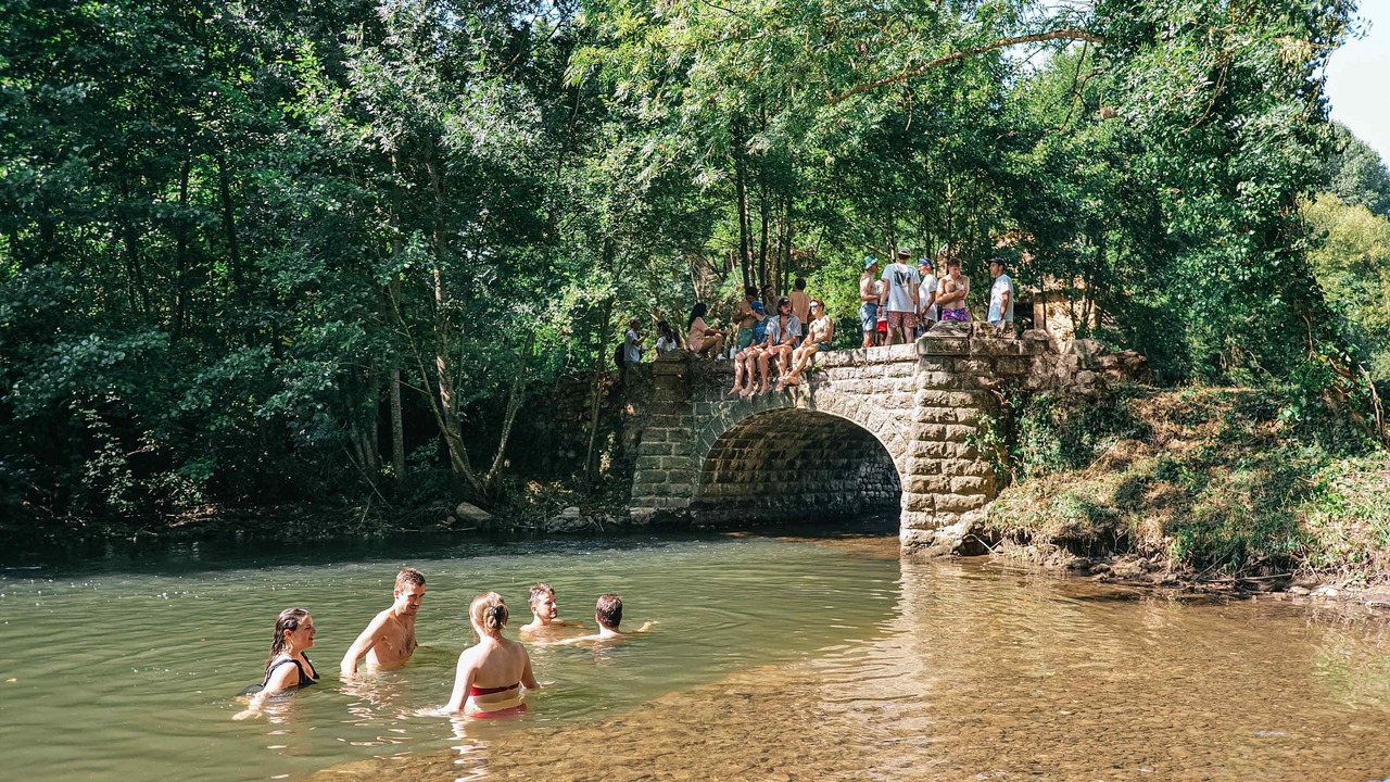 Photo of Others in Fontenay-sur-Vegre