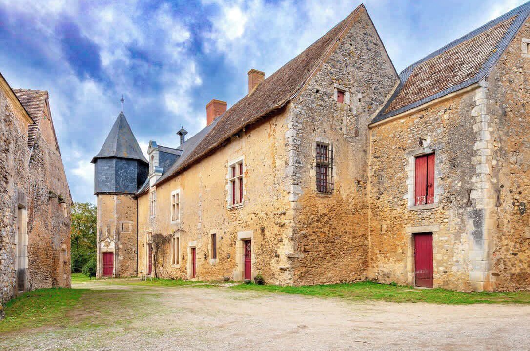 Photo of Others in Fontenay-sur-Vegre
