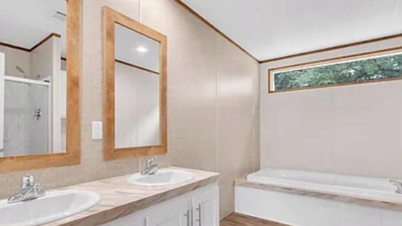 Photo of Bathroom in Graford