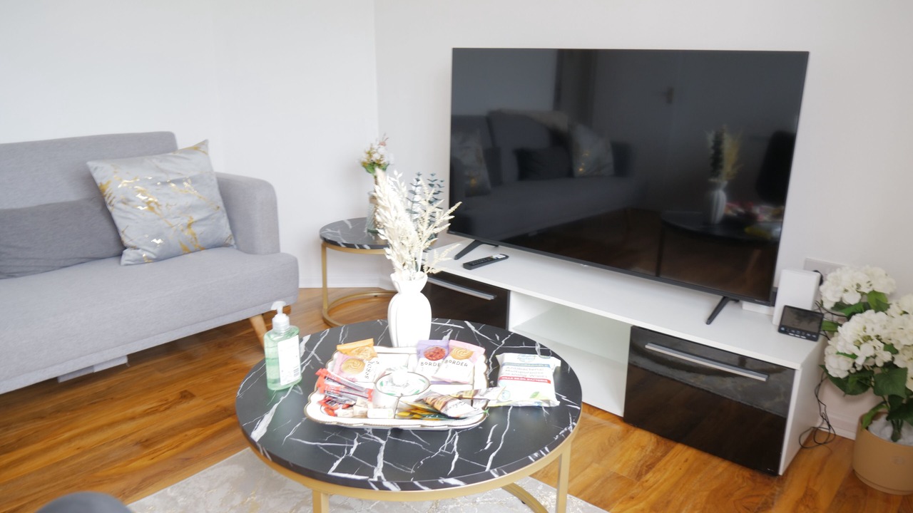 Photo of Livingroom in Bletchley