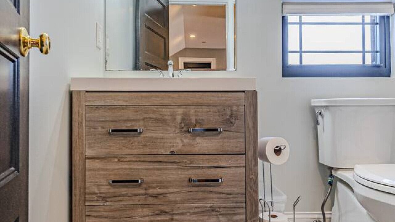 Photo of Bathroom in Maywood