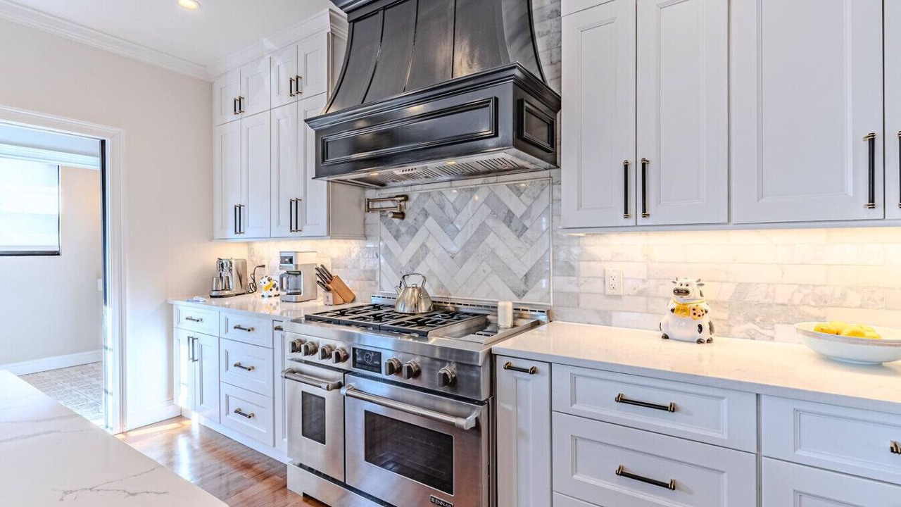 Photo of Kitchen in Maywood