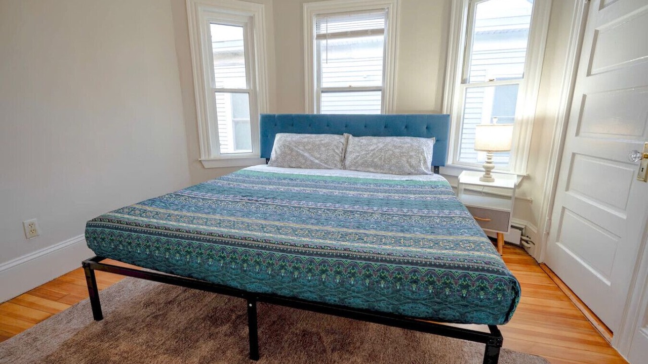 Photo of Bedroom in Beverly