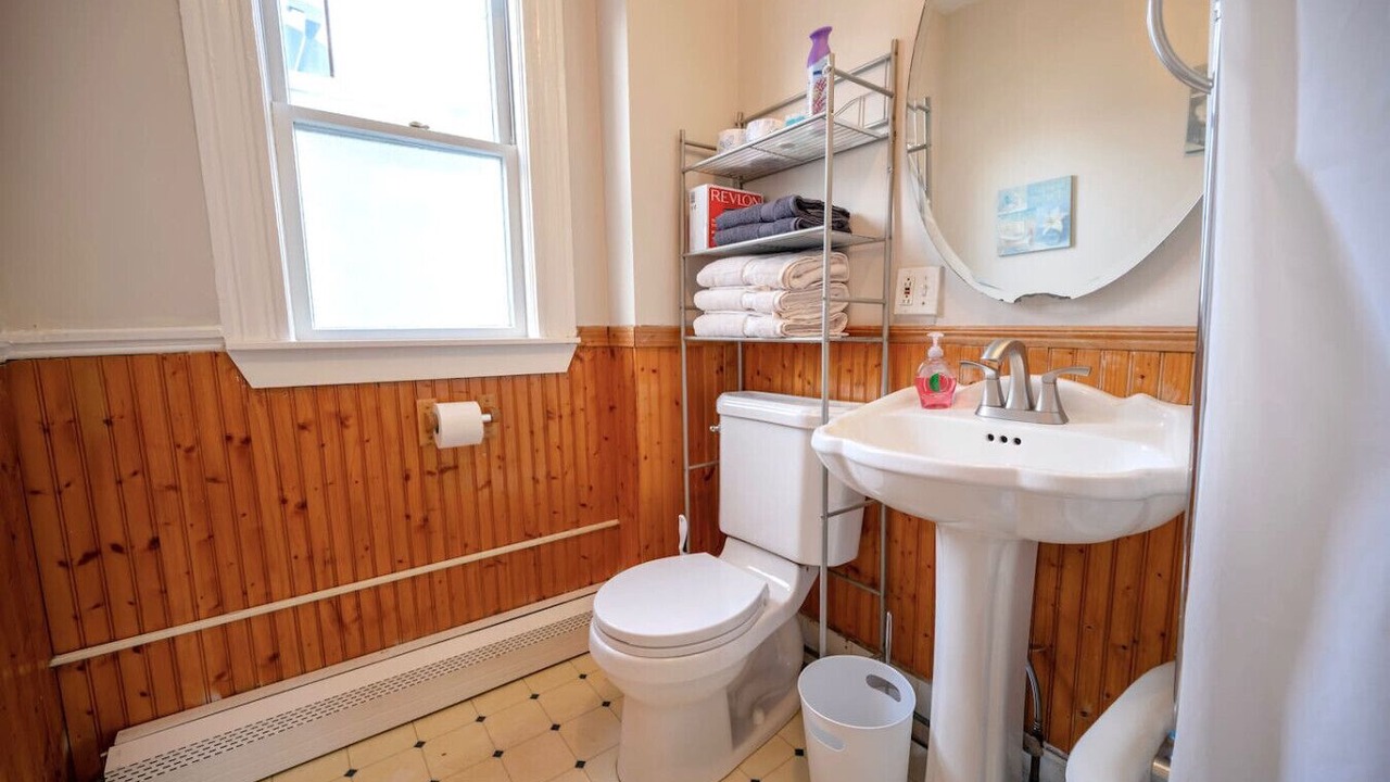 Photo of Bathroom in Beverly