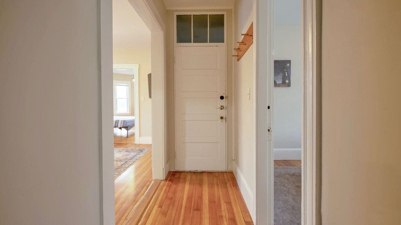 Photo of Others in Beverly