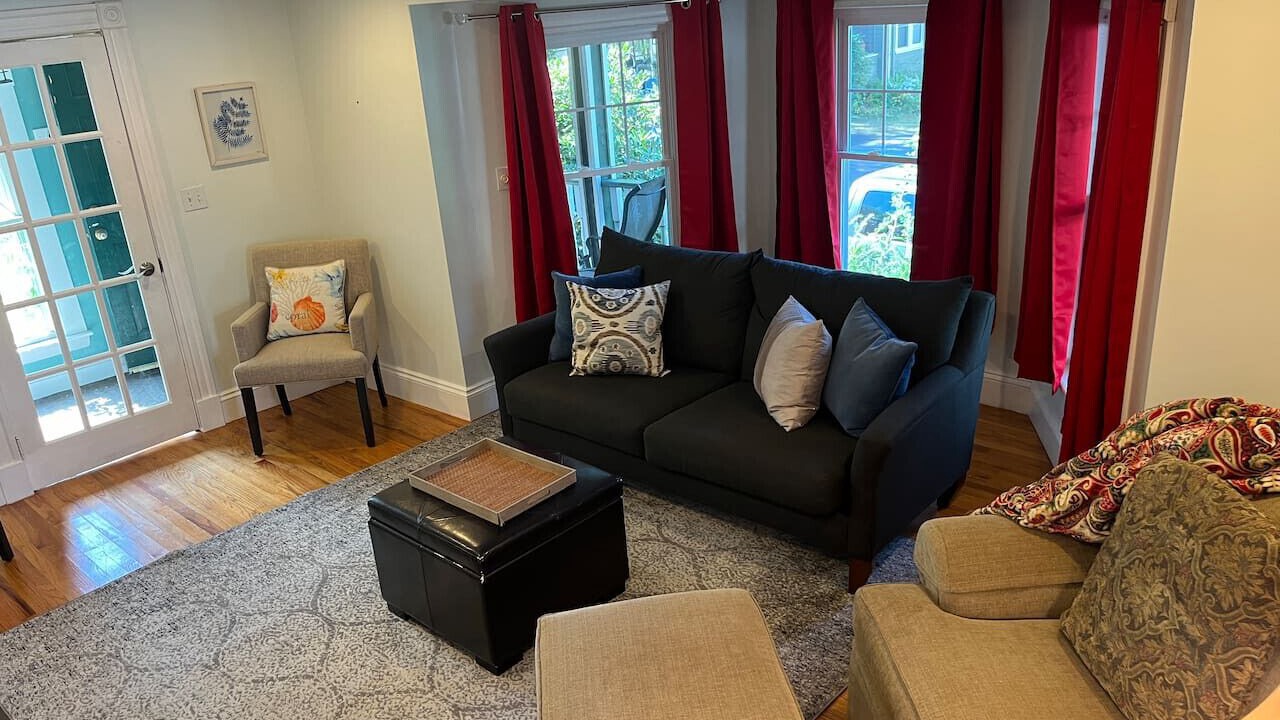 Photo of Livingroom in Swampscott