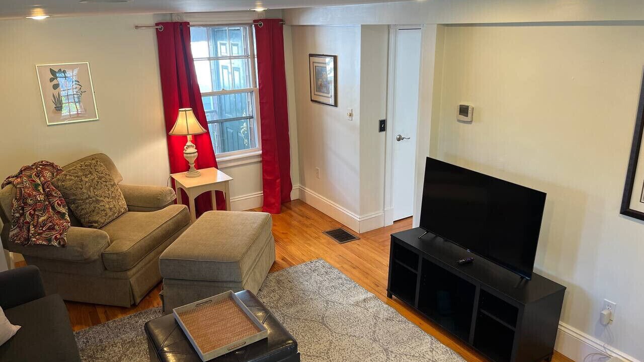 Photo of Livingroom in Swampscott