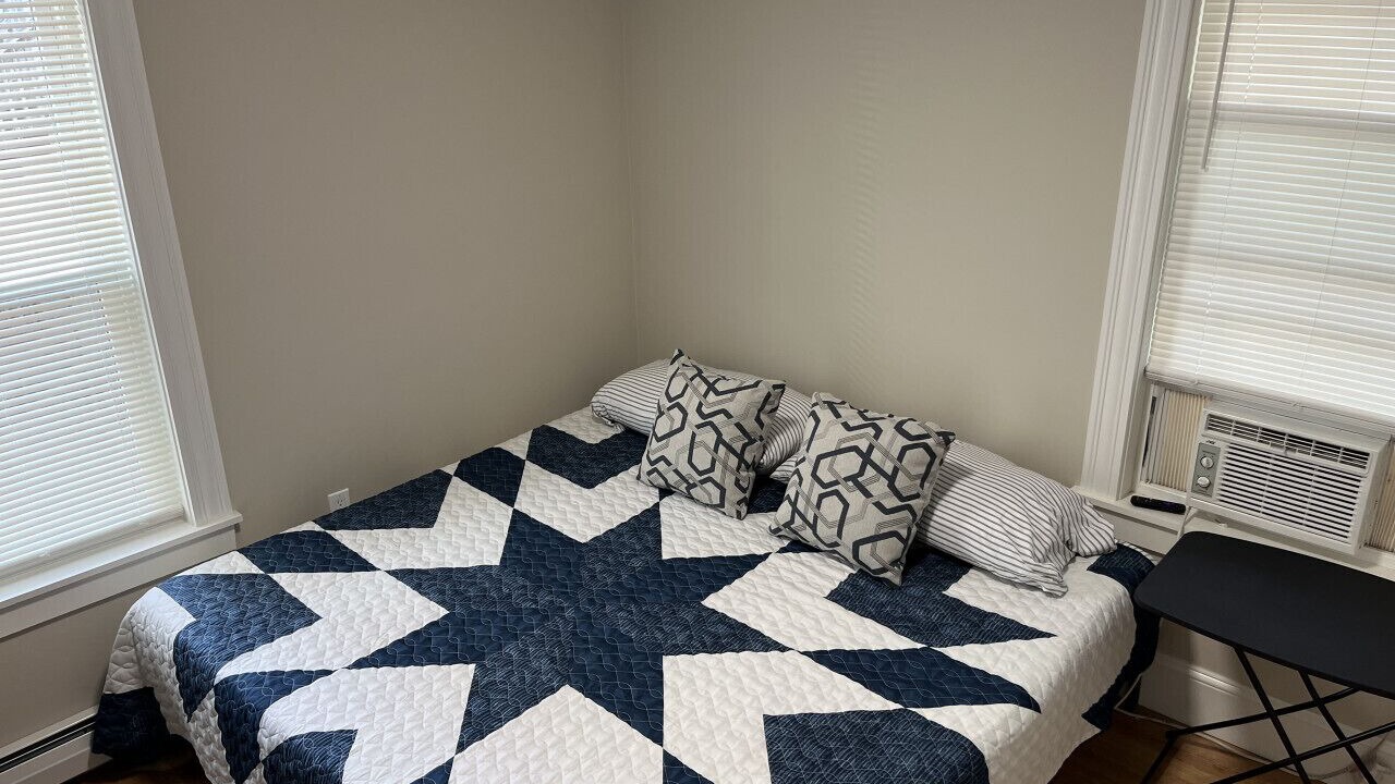 Photo of Bedroom in Beverly