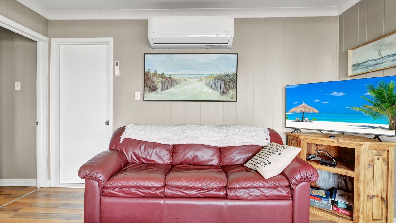 Photo of Livingroom in Crystal Beach