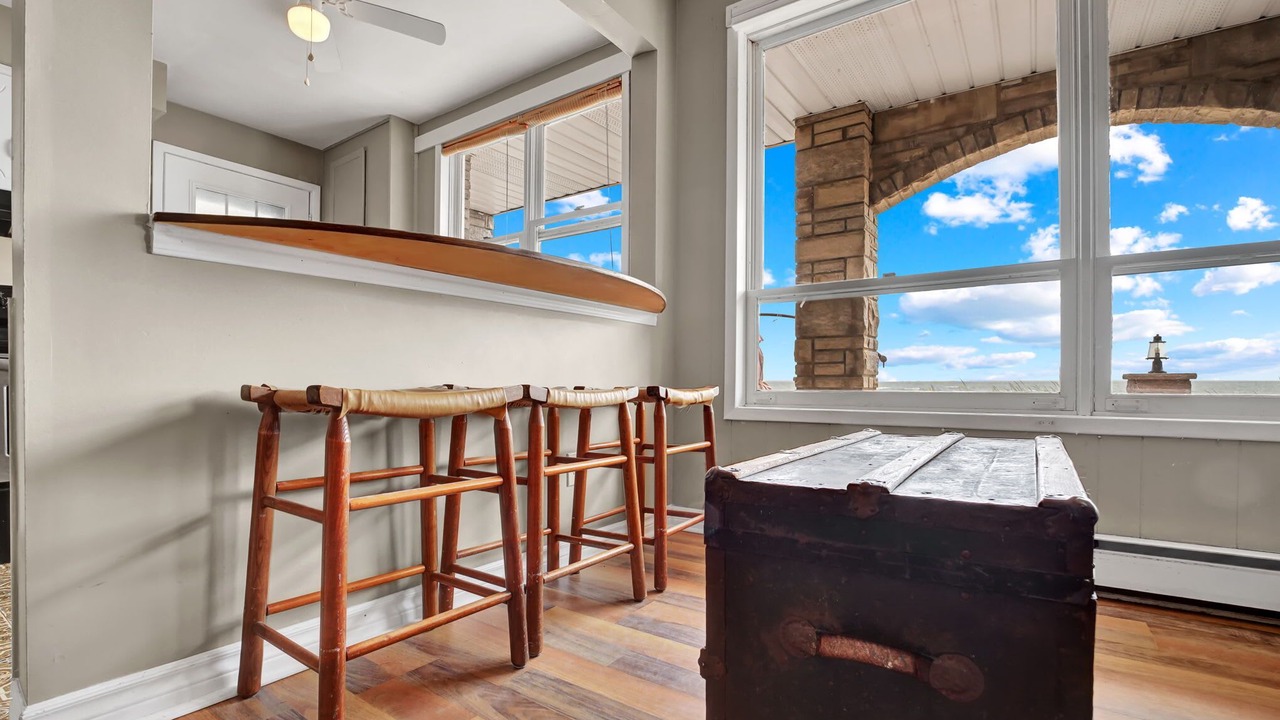 Photo of Bedroom in Crystal Beach