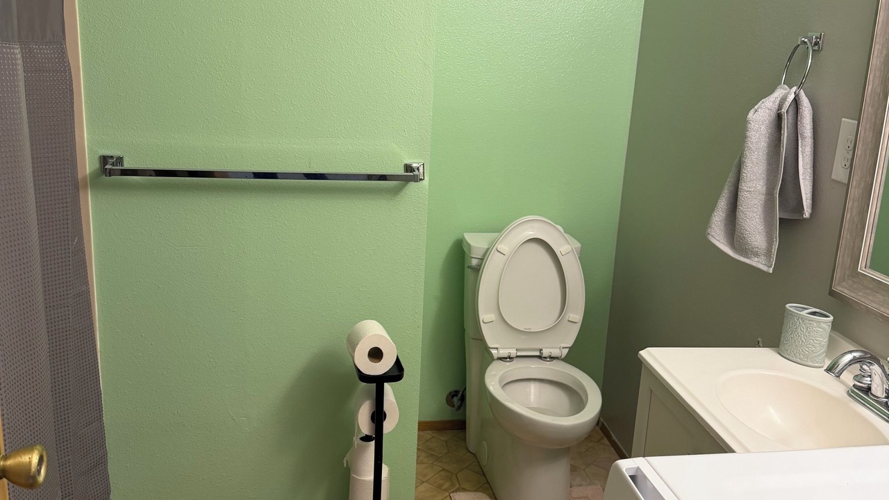 Photo of Bathroom in Lakeland North