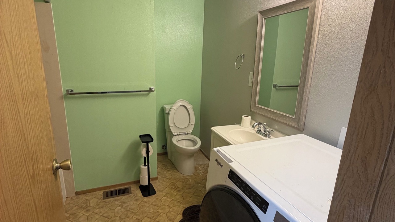Photo of Bathroom in Lakeland North