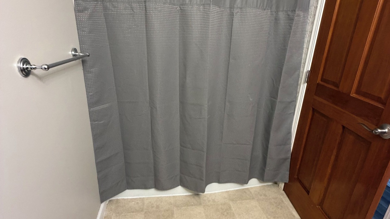 Photo of Bathroom in Lakeland North