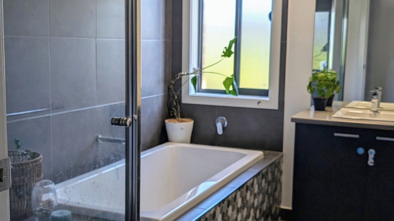 Photo of Bathroom in Wodonga