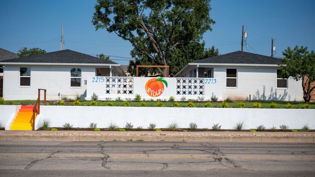 Photo of Outdoor in Austin Ave.