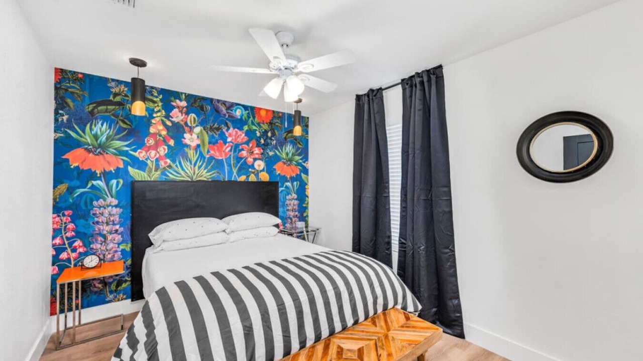Photo of Bedroom in Austin Ave.