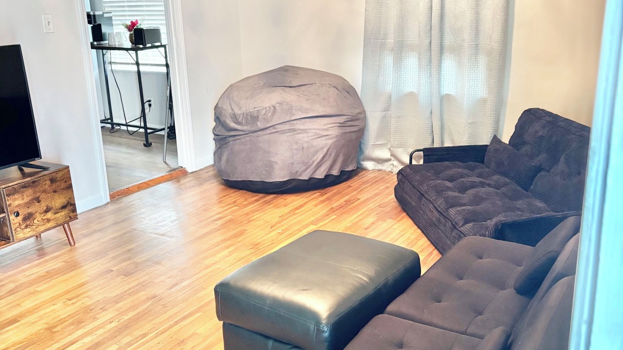Photo of Livingroom in Birmingham