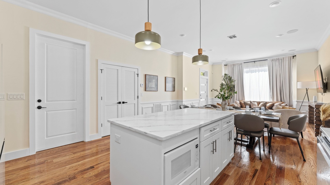 Photo of Others in The Heights