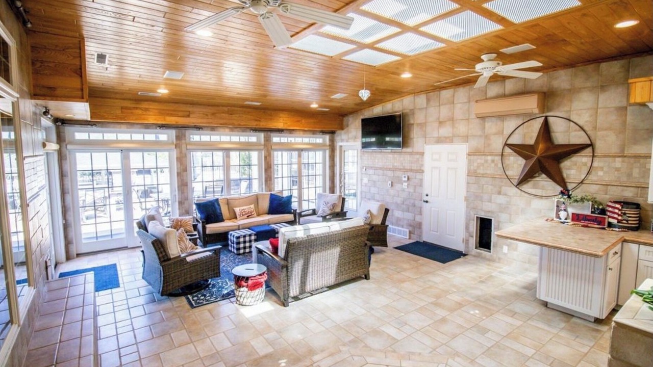 Photo of Livingroom in Waterloo
