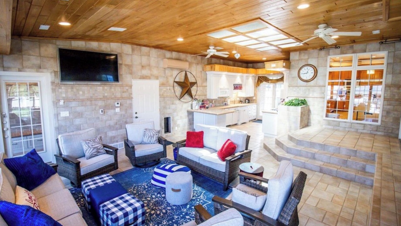 Photo of Livingroom in Waterloo
