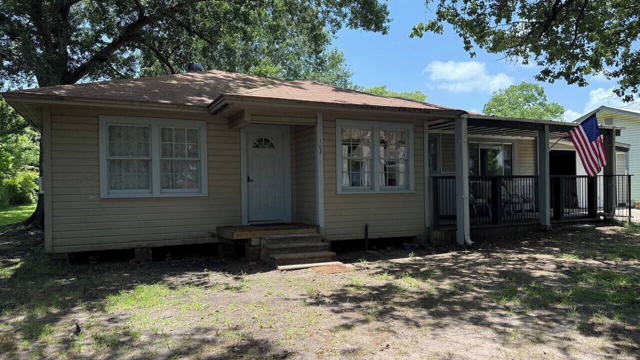 Photo of Outdoor in Pineland