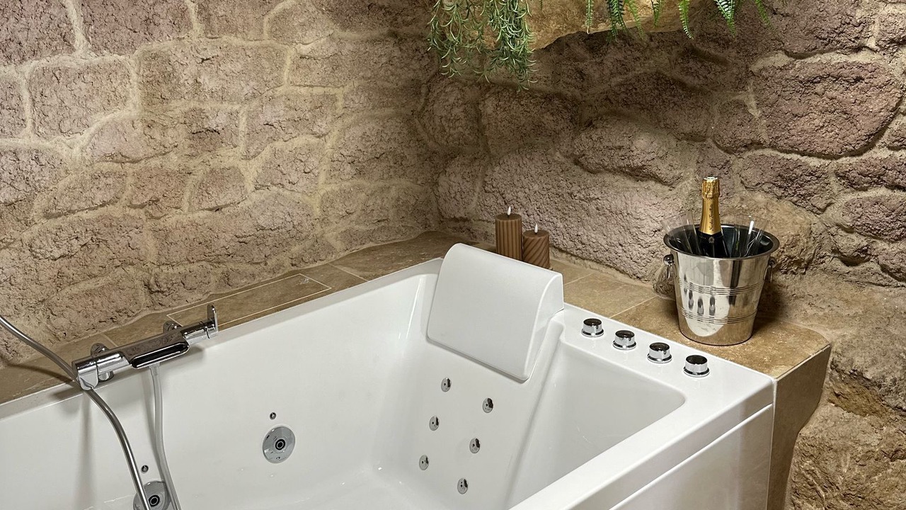 Photo of Bathroom in Pierrefonds