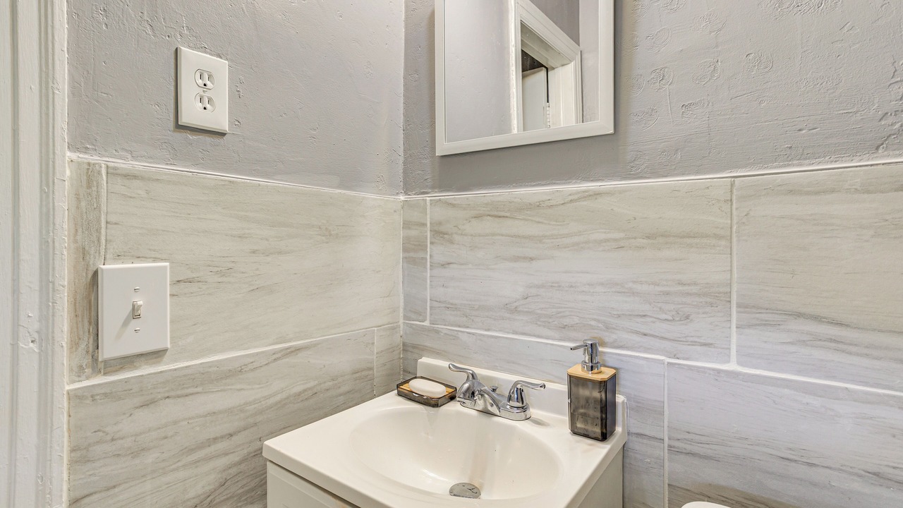 Photo of Bathroom in Central Oklahoma City