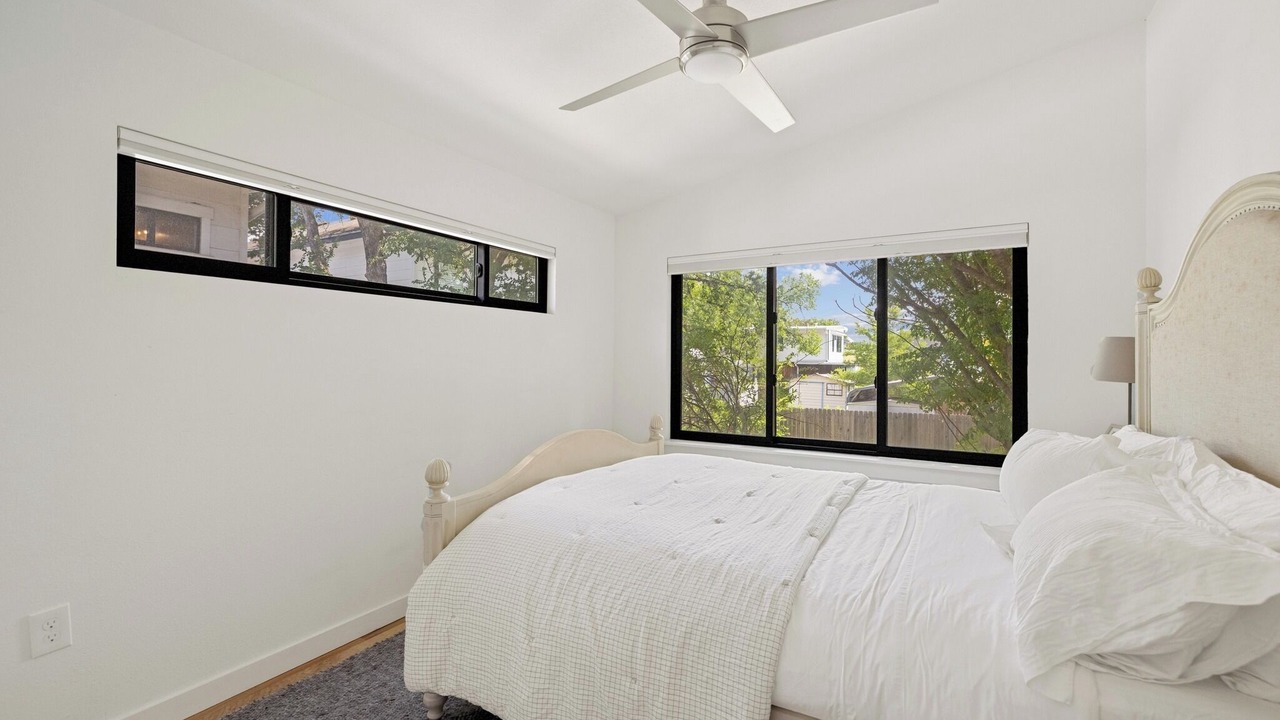 Photo of Bedroom in Blackshear-Prospect Hill