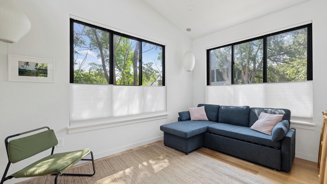 Photo of Livingroom in Blackshear-Prospect Hill