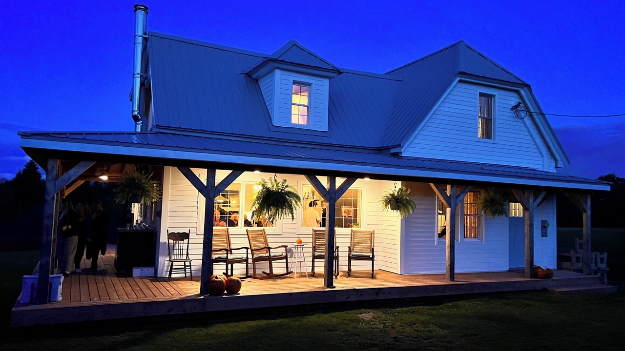 Photo of Outdoor in Charlotte's Shore