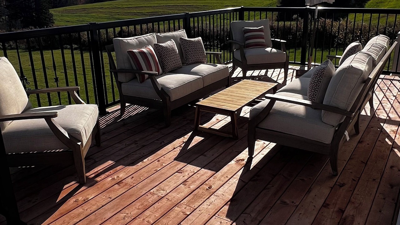 Photo of Patio Balcony in Charlotte's Shore