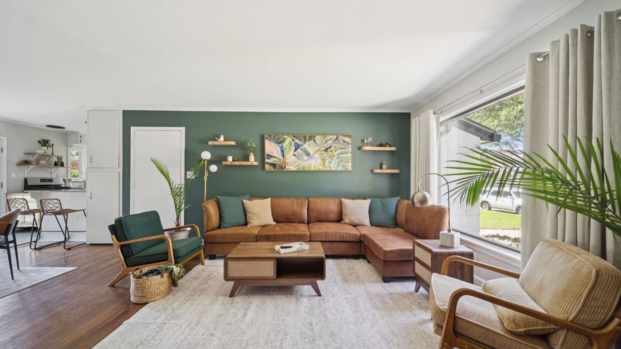 Photo of Livingroom in Tulsa
